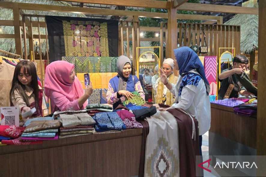 Pemprov Gorontalo Gencar Promosi Kain Karawo Agar Dapat Menembus Pasar Dunia