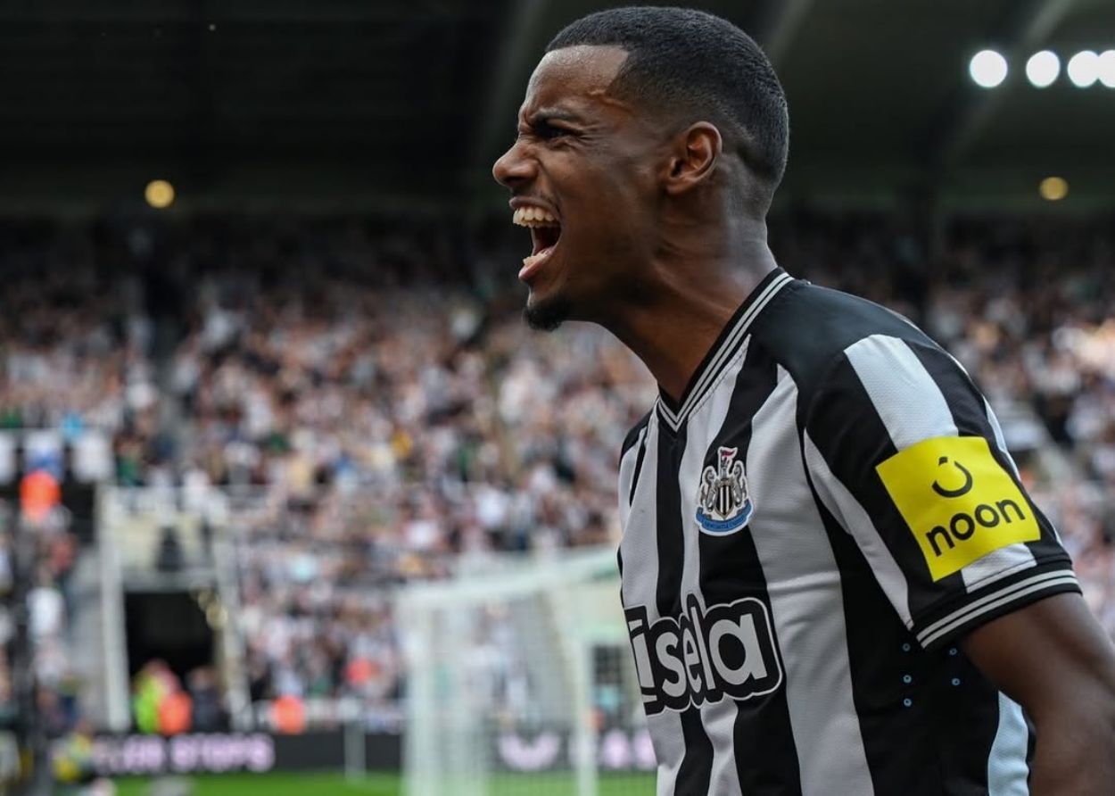 Alexander Isak Tegaskan Tak Ingin Lagi Main untuk Newcast...
