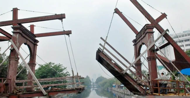 Jembatan Sistem Buka Tutup Bisa Jadi Solusi di Jakarta