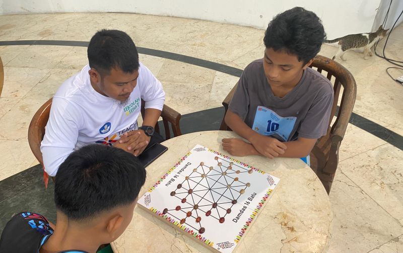 Gambar berita terkait Solusi Atasi Kecanduan Gawai, Permainan Tradisional Kembali Populer di Kalangan Siswa Jakarta