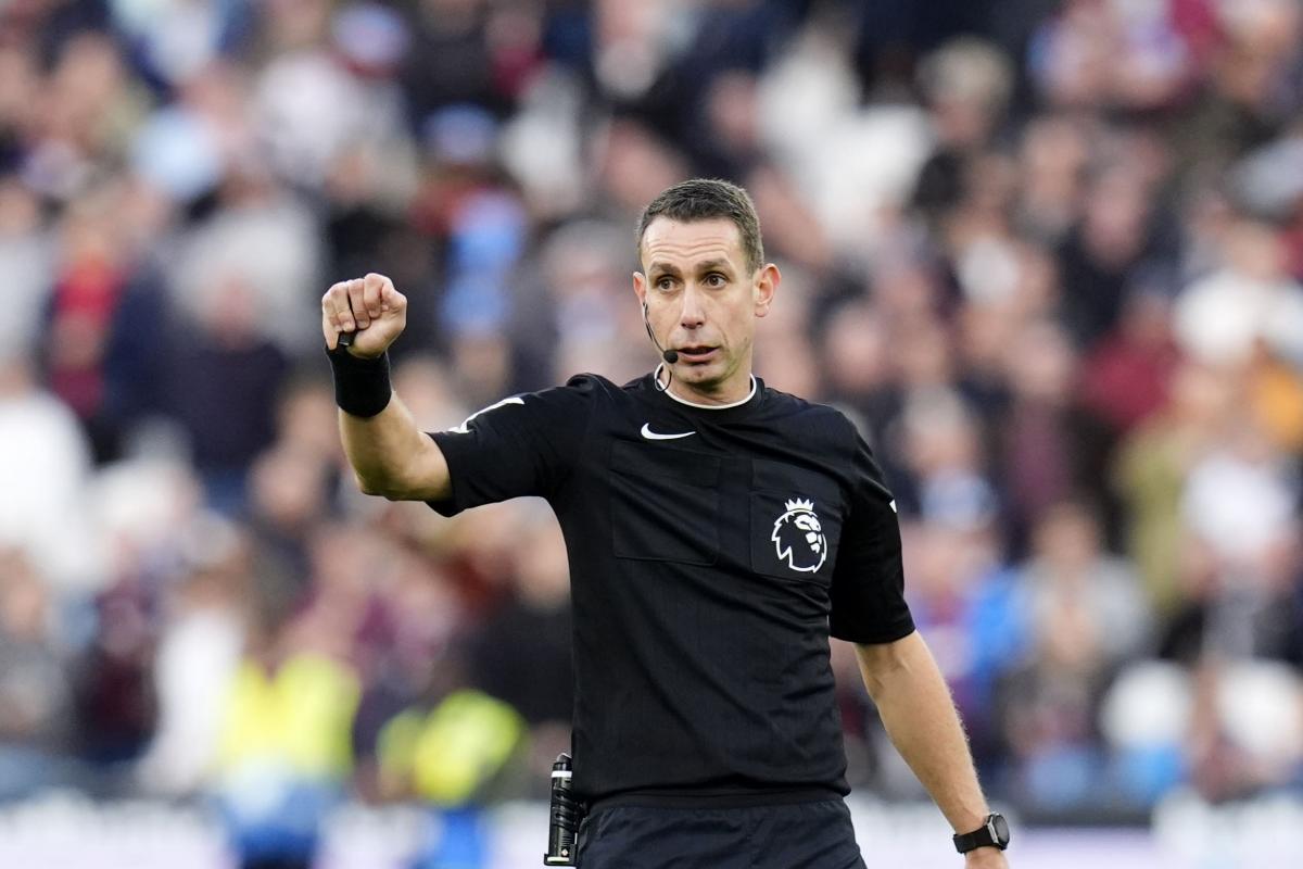 Mantan Wasit Liga Inggris David Coote Diskors Delapan Pekan akibat Komentar soal Klopp