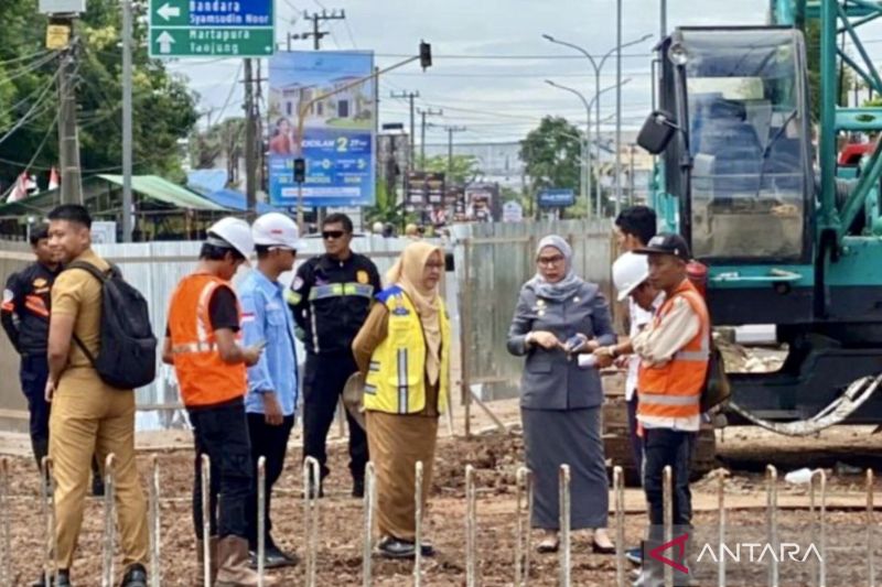 Pembangunan Jembatan Ahmad ...