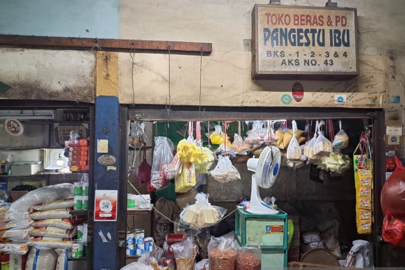 Pedagang Sebut Harga Beras ...