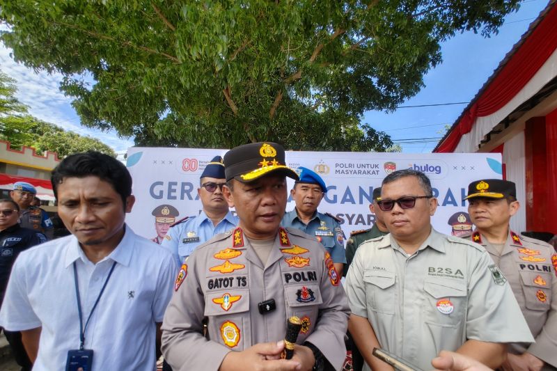Polda Sumbar Akan Salurkan 15 Ribu Ton Beras Murah hingga Desember 2025