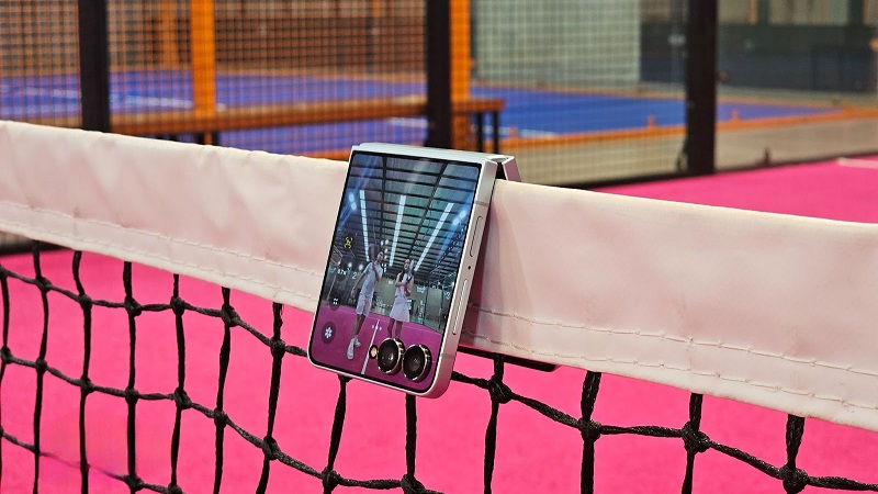 Tips Ciptakan Konten Padel dengan Gemini AI di Galaxy Z F...
