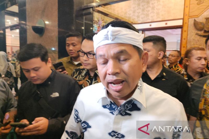 Gubernur Jabar Dedi Mulyadi...