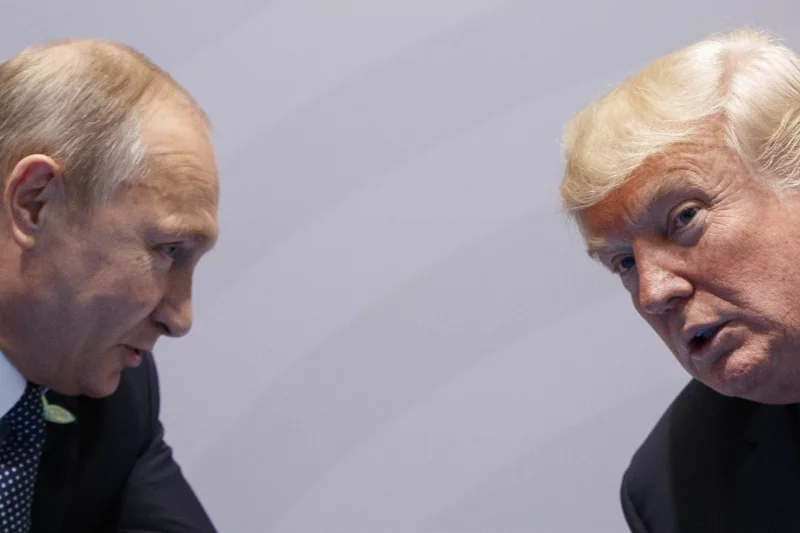 Hari Ini Trump dan Putin Ge...