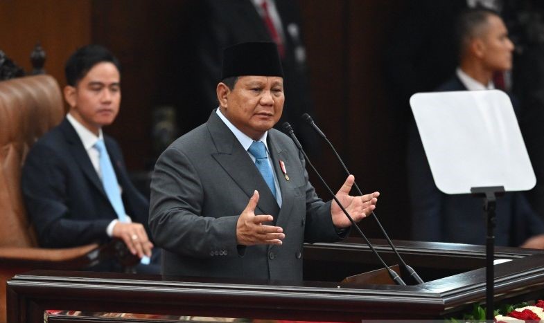 Presiden Prabowo Tegaskan I...
