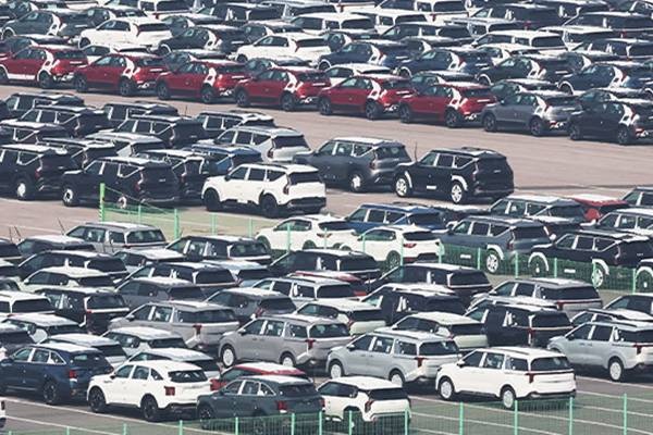 AS Secara Resmi Menurunkan Tarif Impor Mobil dari Eropa Menjadi 15%