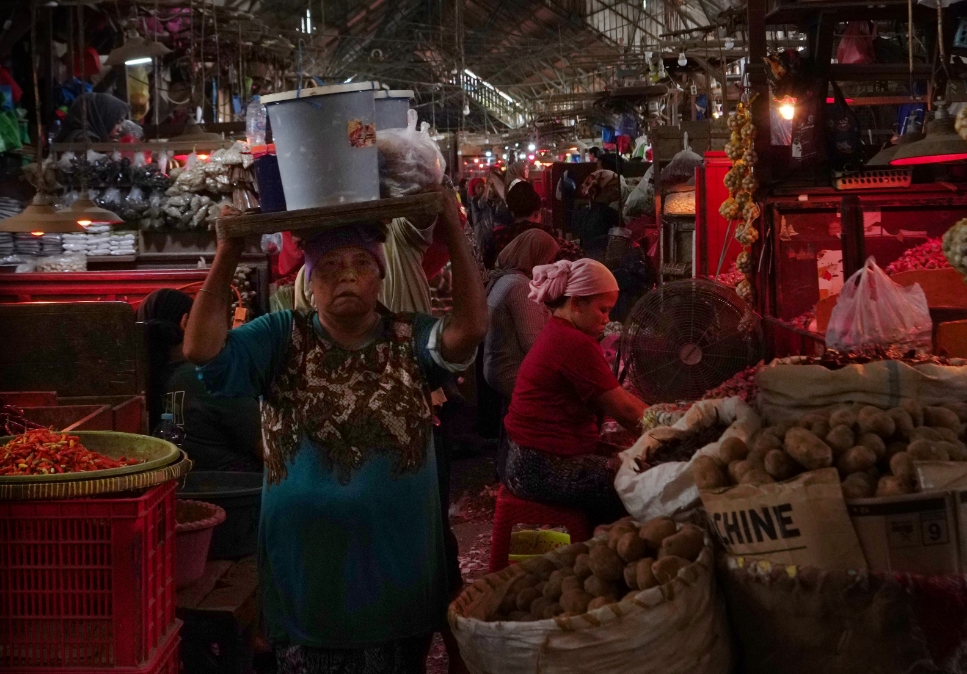 Pasar Tradisional Sebagai Penggerak, Ekonomi Surabaya Tumbuh 5,24 Persen