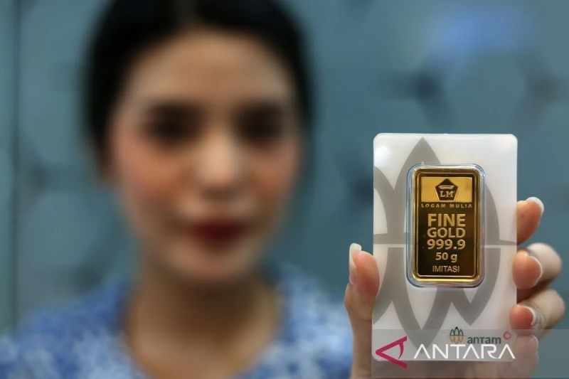 Senin Ini, Harga Emas Antam Meningkat Rp7.000 Menjadi Rp2.198.000 Per Gram