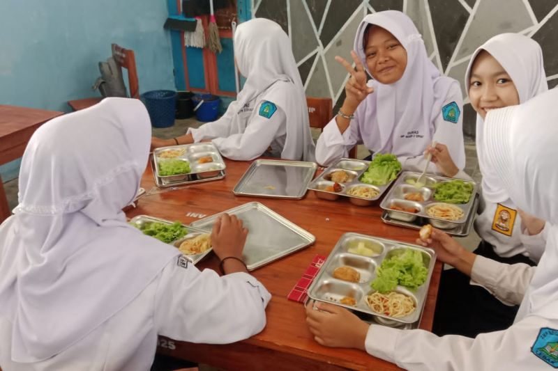 Terobosan Baru: BGN dan Dinkes Lebak Adakan Pelatihan untuk Penjamah MBG
