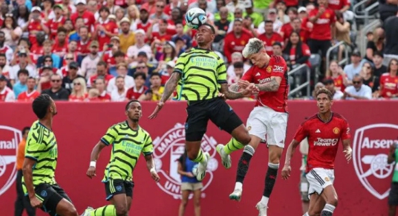Arsenal Kena Denda FA Karena Melanggar Aturan Alokasi Tiket untuk Pertandingan Piala FA Melawan MU