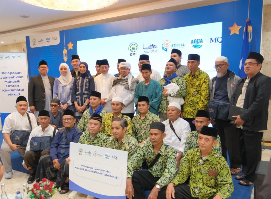 Kebaikan yang Mendatangkan Rahmat, Menteri Agama Lepas Keberangkatan Umroh 23 Khadimatul Masjid