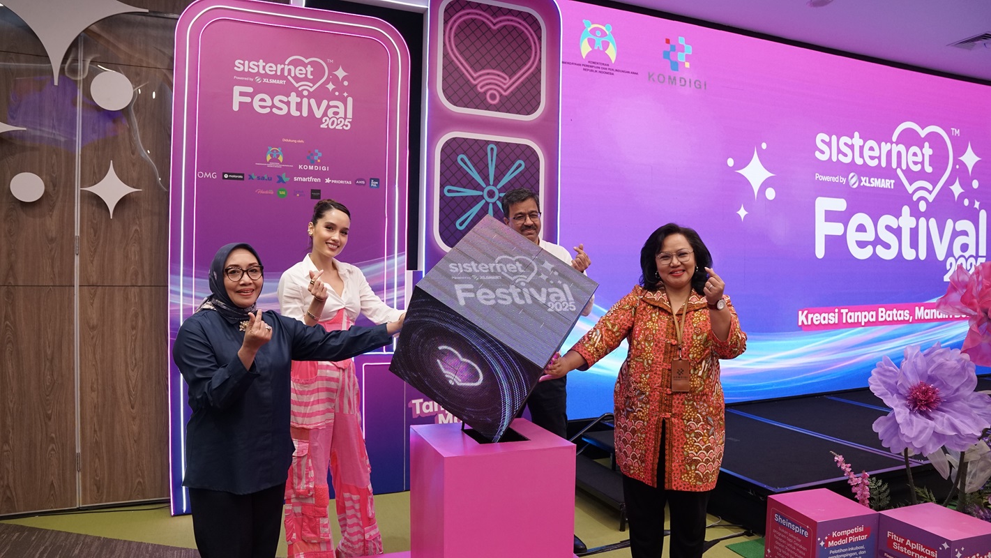 XLSmart Meningkatkan Literasi Digital dan Kemandirian Ekonomi Wanita