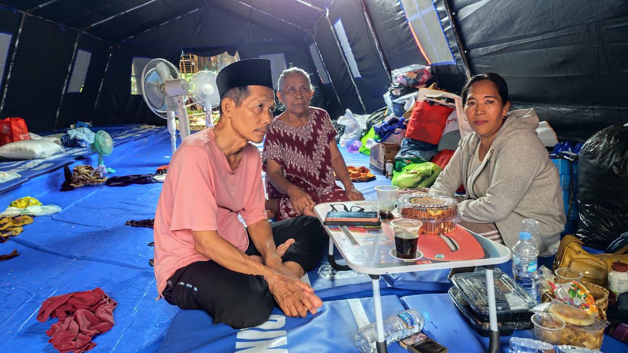 PLN Berikan Bantuan untuk Warga yang Terkena Dampak Kebakaran di Pulojati, Palmerah