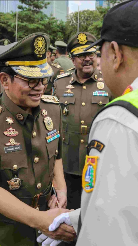 Gubernur DKI di HUT Satpol PP: Ketertiban Jakarta Harus Terjaga!