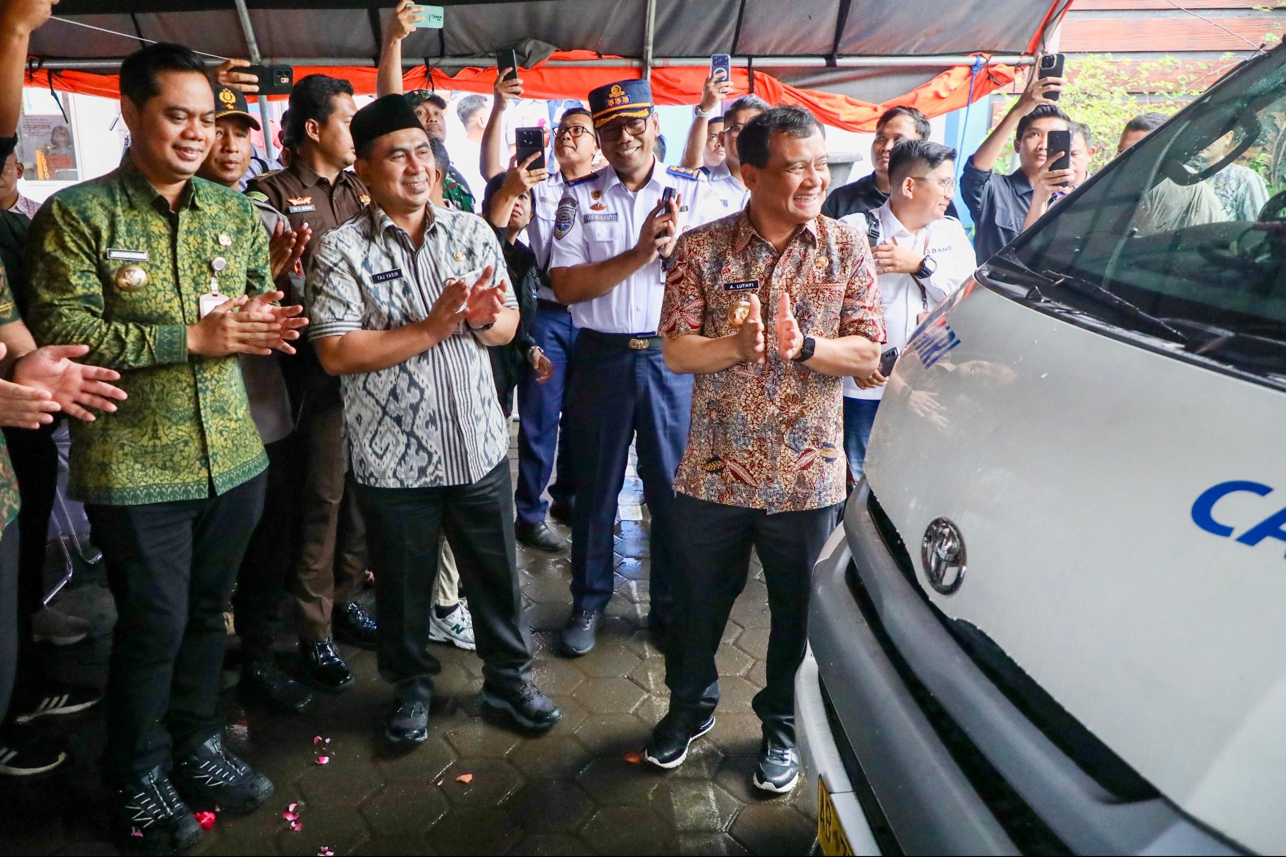 Bus DAMRI Masuk Karimunjawa, Buka Akses Transportasi Wilayah Kepulauan