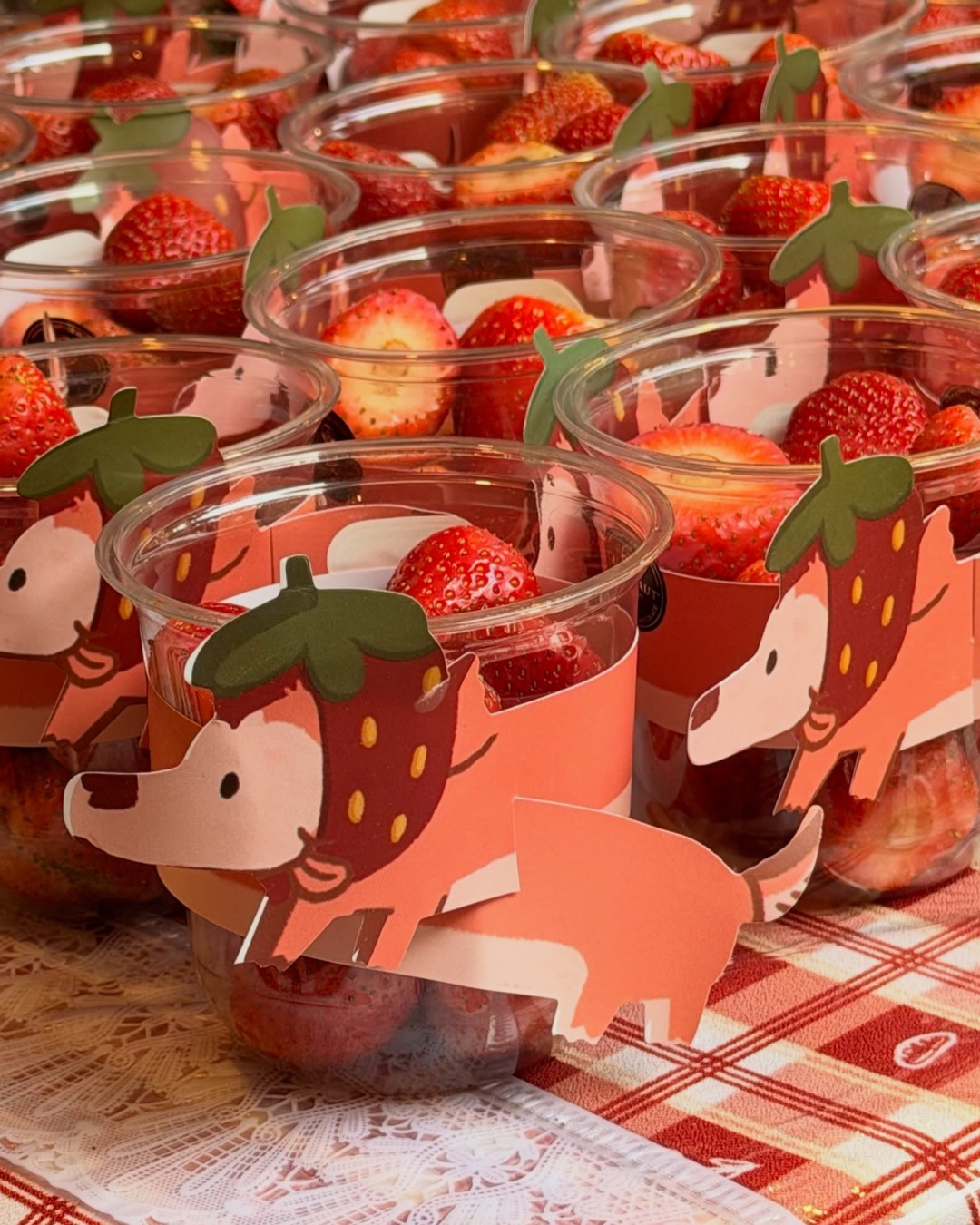 Top 5 Chocolate Strawberry Cup di Bandung