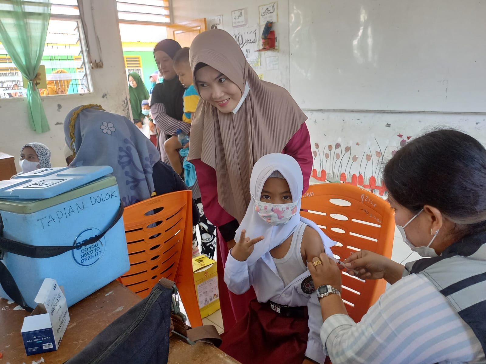 SD MIN 4 Huta III Bahsulung Simalungun Laksanakan Vaksin Anak Usia 6-11 Tahun.
