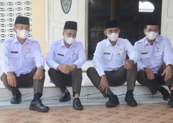 Suwarno Dirut PUD Pasar bersama Dirkeu/Adm Fernando Napitupulu, Dirops Ismail Pardede, dan Dirbang/SDM Imam Abdul Hadi. (Foto Ist)