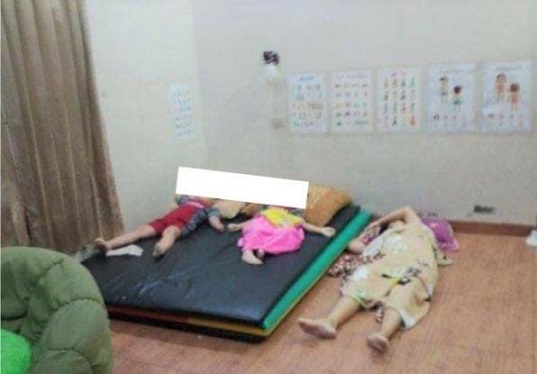 Jenajah ibu dana anak kembar saat masih didalam kamar