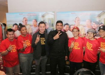 Bobby Nasution , Wali Kota Medan bersama pemain Film " Ngeri Ngeri Sedap ". (Foto Ist)