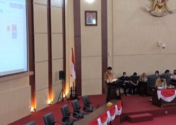 Paripurna LPJ di Gedung DPRD Medan yang dihadiri Wali Kota Medan, Bobby Nasution. (Foto Romulo)
