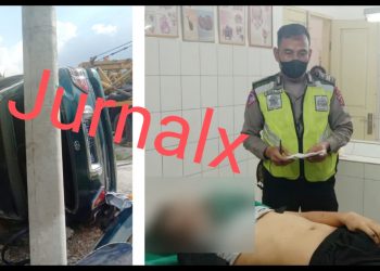 Jenajah Josua Nainggolan saat di visum di ruangan jenajah RSUD dr Djasamen Saragih dan mobil Toyota Kijang LGX masih di TKP
