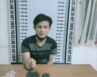 Pelaku Koko Fauzan dan barang bukti