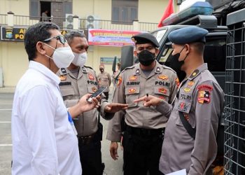 Tim Peneliti Puslitbang Polri dipimpin Kombes Pol Harvin Raslin, SH saat di Polrestabes Medan. (Foto Ist)