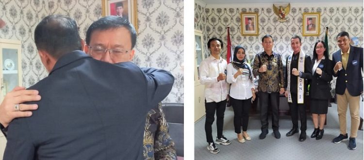 Ketua DPRD Kota Medan, Hasyim SE didoakan dan photo bersama dengan Samuel Yedija Theophile Purba- Putra Kebudayaan Nusantara Medan I 2022 (Foto Romulo)