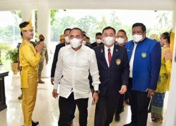 Gubenur Edy Ramayadi saat menghadiri Pelantikan Pengprov Pertina Sumut. (Foto Ist)