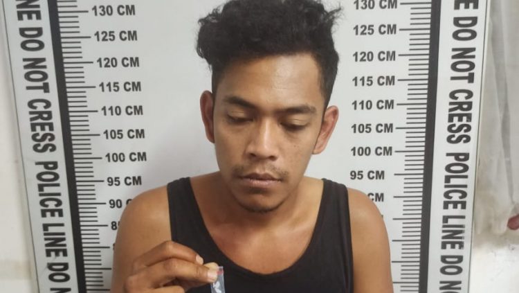 Pelaku Hari Setiawan alias Jaul dan barang bukti