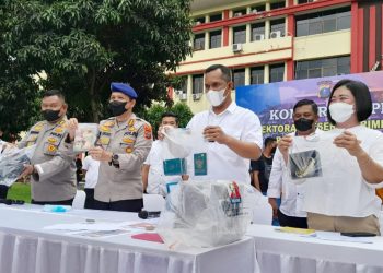 Polda Sumut berikan keterangan kepada wartawan atas operasi pengriman PMI ilegal. (Foto Ist)