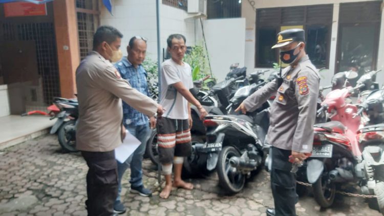 Bambang Sulisto pelaku curanmor yang diamankan Polsek Medan Area. (Foto Ist)
