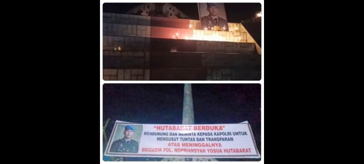 Foto Brigpol Nopryansah Yosua Hutabarat di Tugu Raja Nabarat di Taput. (Foto Ist)