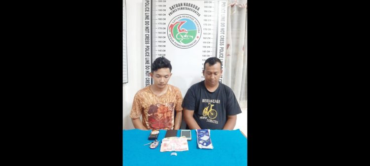 Kedua Pelaku, Riyan Syah Prayoga dan Ali Wardana beserta barang bukti
