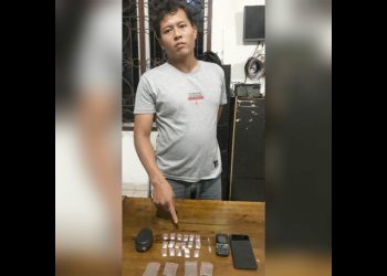 Pelaku AR dan barang bukti 