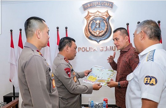 Kapolda Sumut Irjen Pol RZ Panca Putra Simanjuntak bersama Wakil Gubernur Sumut Musa Rajekshah bertemu untuk membahas Kejurnaz Rally 2022. (Foto Ist)
