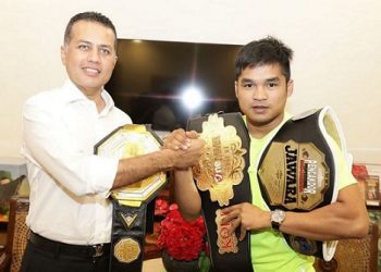 Wakil Gubernur Sumut, Musa Rajekshah (Ijeck) dan Jeka Saragih Petarung MMA. (Foto Ist)