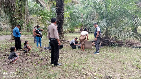Jenajah korban Tahan Sibarani saat masih di TKP