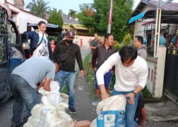 Ganja 71 kg diamankan Ditres Narkoba Polda Sumut dari tumpukan pisang. (Foto Ist)