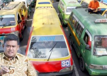 Bobby Nasution dan angkot di Medan. (Foto Ist)