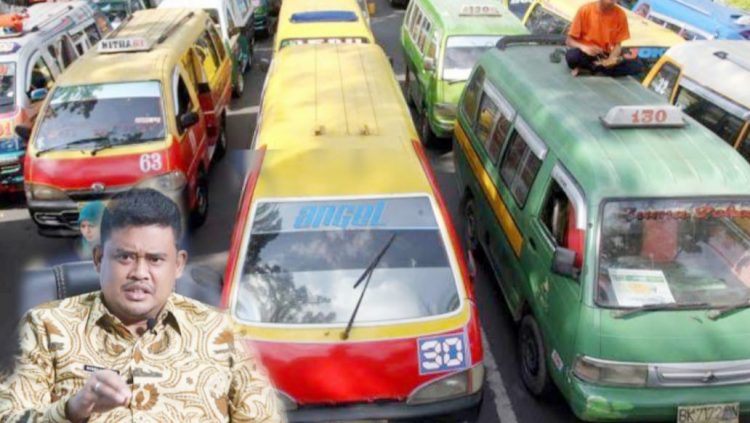 Bobby Nasution dan angkot di Medan. (Foto Ist)