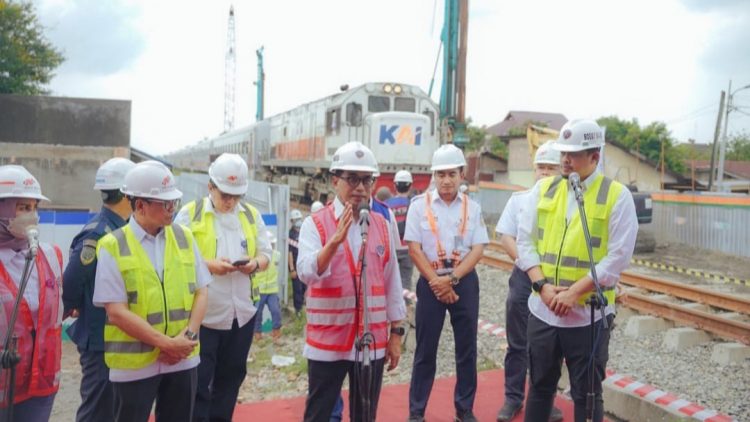 Menhub, Budi Karya Sumadi dan Wali Kota Medan, Bobby Nasution. (Foto Ist)