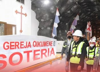 Presiden RI Joko Widodo dan Ibu Negara Iriana Jokowi kunjungi rumah ibadah yang terletak di bawah tanah salah satunya Gereja Oikumene Soteria. (Foto Ist)