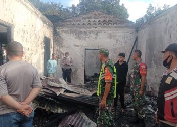 Kapolsek Serbalawan AKP A. Yunus Siregar saat mimpin olah TKP