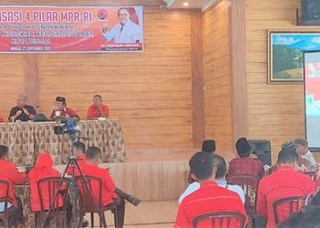 Dr. Junimart Girsang melaksanakan kegiatan Sosialisasi 4 Pilar MPR RI di Aula Pondok Punokawan, Kota Binjai