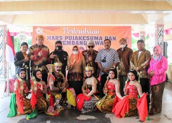 Wali Kota saat menghadiri Lomba Mars Pujakesuma dan Tembang Jawa yang diadakan DPD Pujakesuma Kota Siantar, di Lapangan H Adam Malik,
